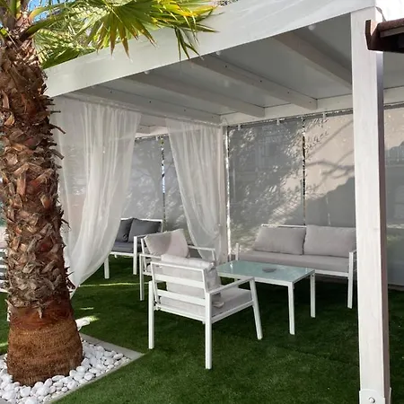 Exclusive 1 Apartment
